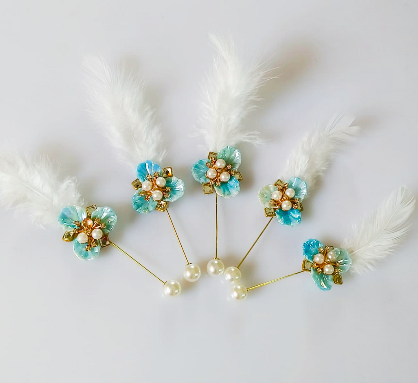 Statement Brooch Pins – Peacock Feather & Gemstone Decorative Lapel Pins for Wedding, Party & Formal Wear